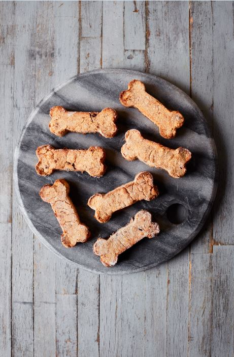 Apple, Cranberry & Peanut Butter Oat Cookies